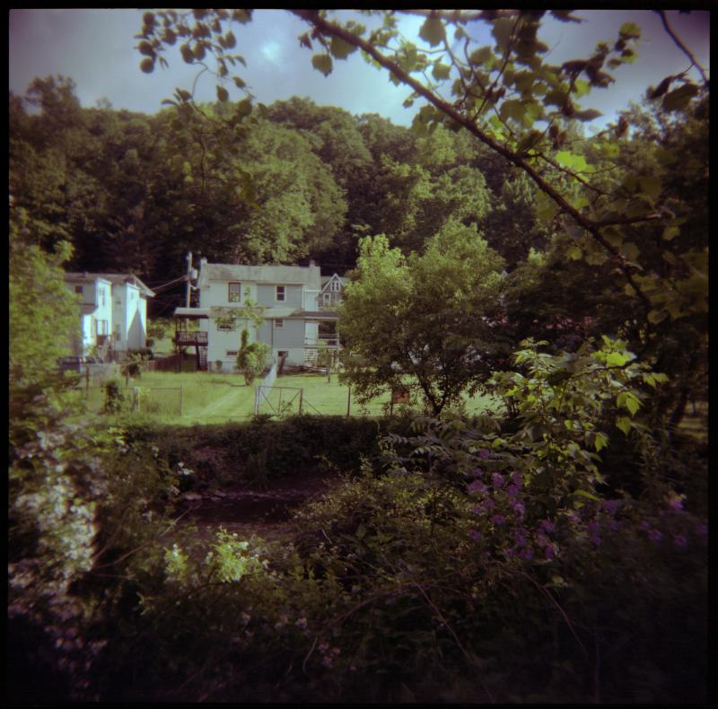 creek-house