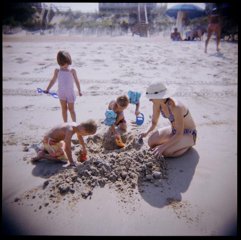 holga-beach-2