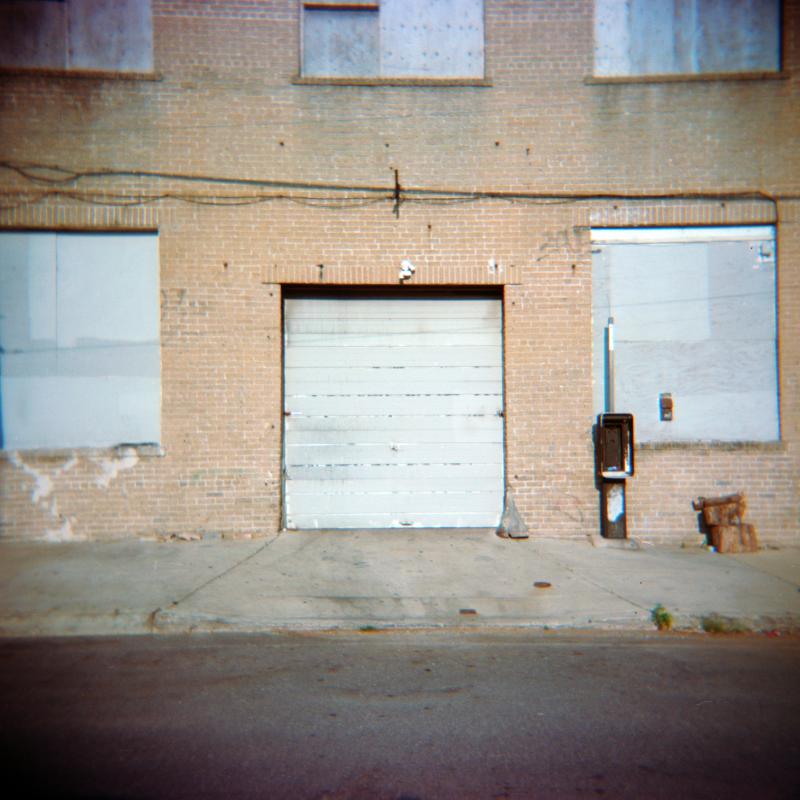 holga-door